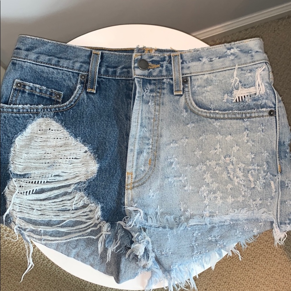 Carmar denim shorts!! Lightly worn, great price!!